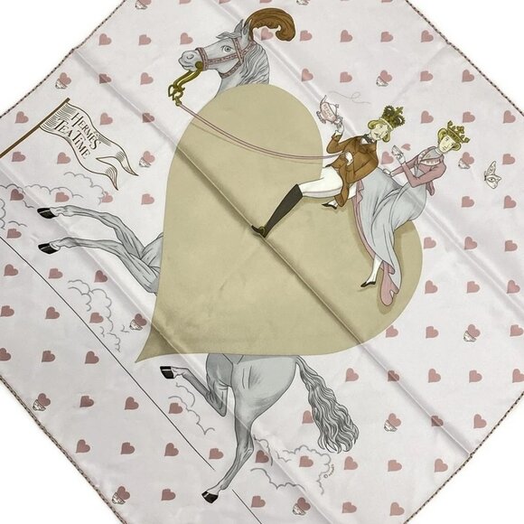 Auth HERMES Carre 70 - Light Pink Beige Scarf - Picture 2 of 4